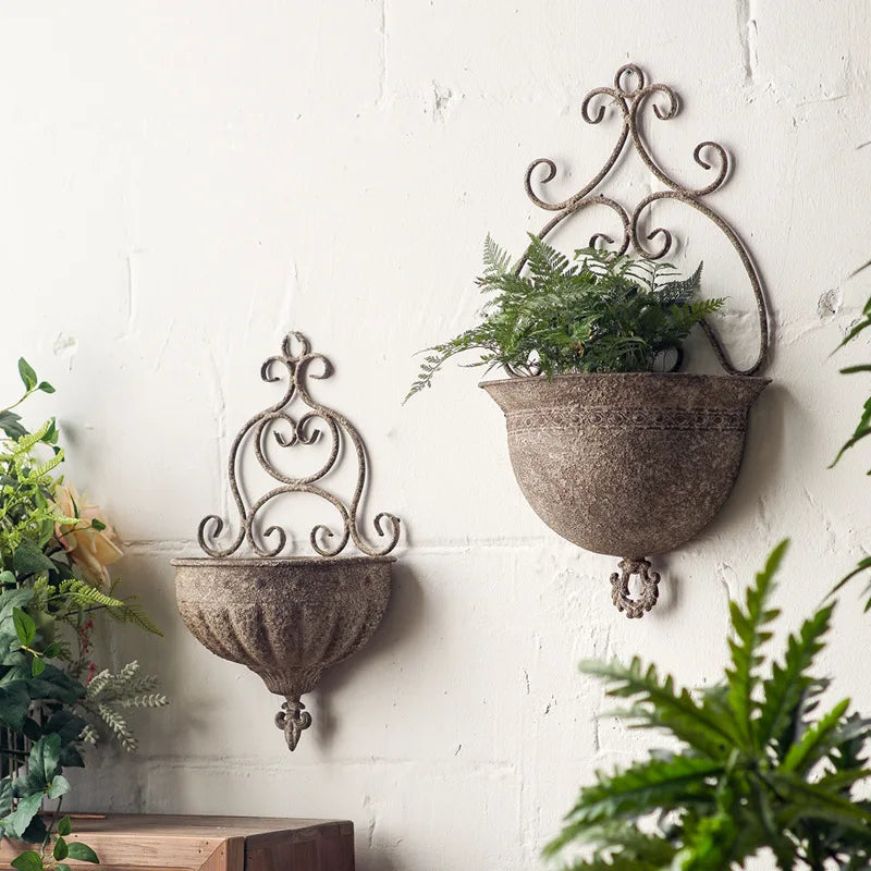 cache pot mural vintage gris beige texture granulée romantique fixations murales compatible pots plantesintérieurextérieur