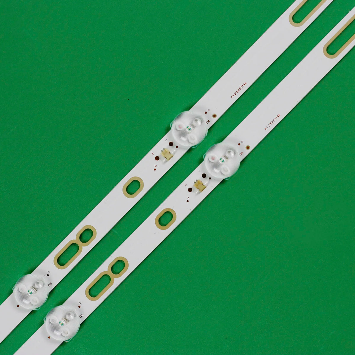 bande lumineuse led blanc moderne connecteurs câbles boutons 6v 6led 572mm
