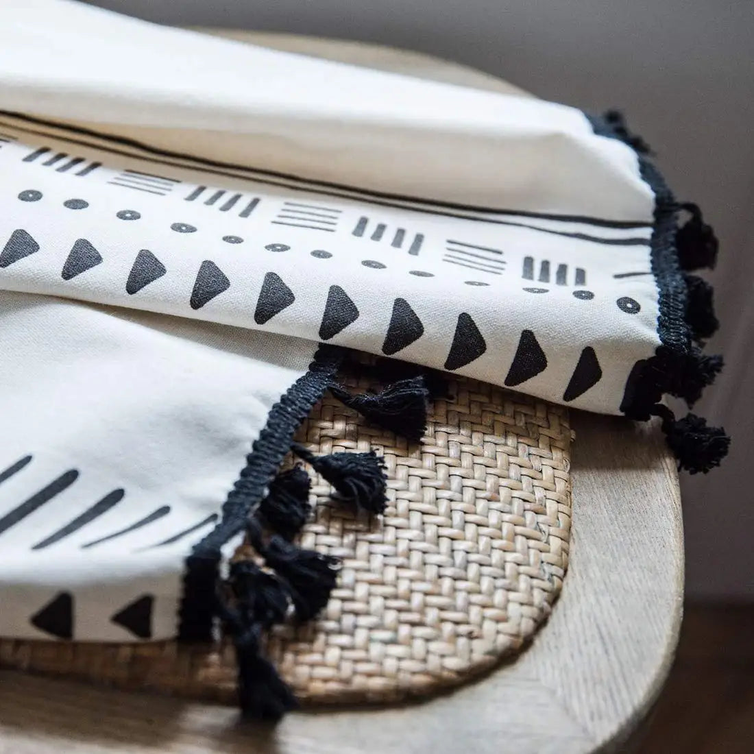 rideau boho chic motif géométrique franges noires coton opaque beige noir chambre salon