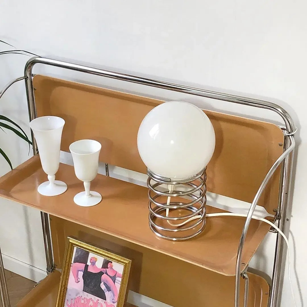 lampe table moderne sphérique spirale métallique blanc chrome