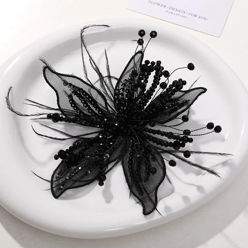 accessoire cheveux fleurs artificielles strass blanc doré élégant décoratif translucent