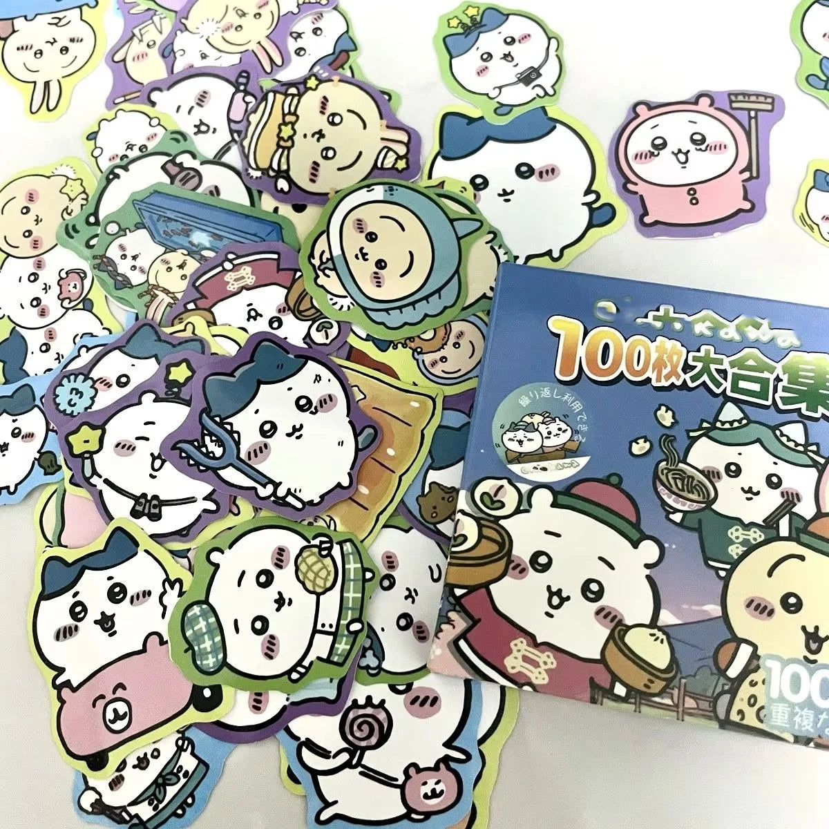 sticker kawaii mignon enfantin boîte stickers motifs personnages couleurs bleu rose blanc jaune vert