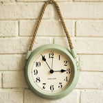 horloge murale vintage métal gris clair moderne fixation numérotée diamètre 22 rond