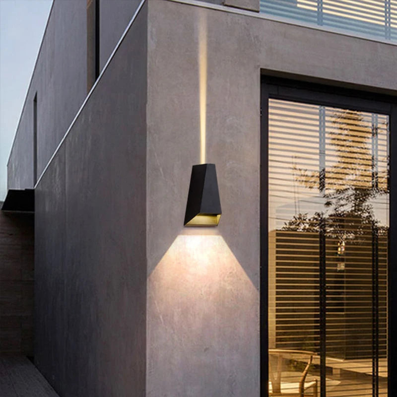 lampe murale moderne noir doré adhésive led ip65 hydrofuge aluminiumextérieur cour balcon jardin