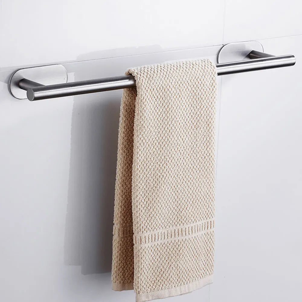 porte serviettes mural argenté moderne texture tissée fixations vis serviette 500mm longueur