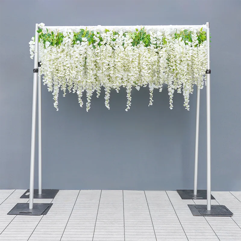 décoration murale fleurs blanches feuilles vertes structure métallique événement mariage anniversaire party moderne