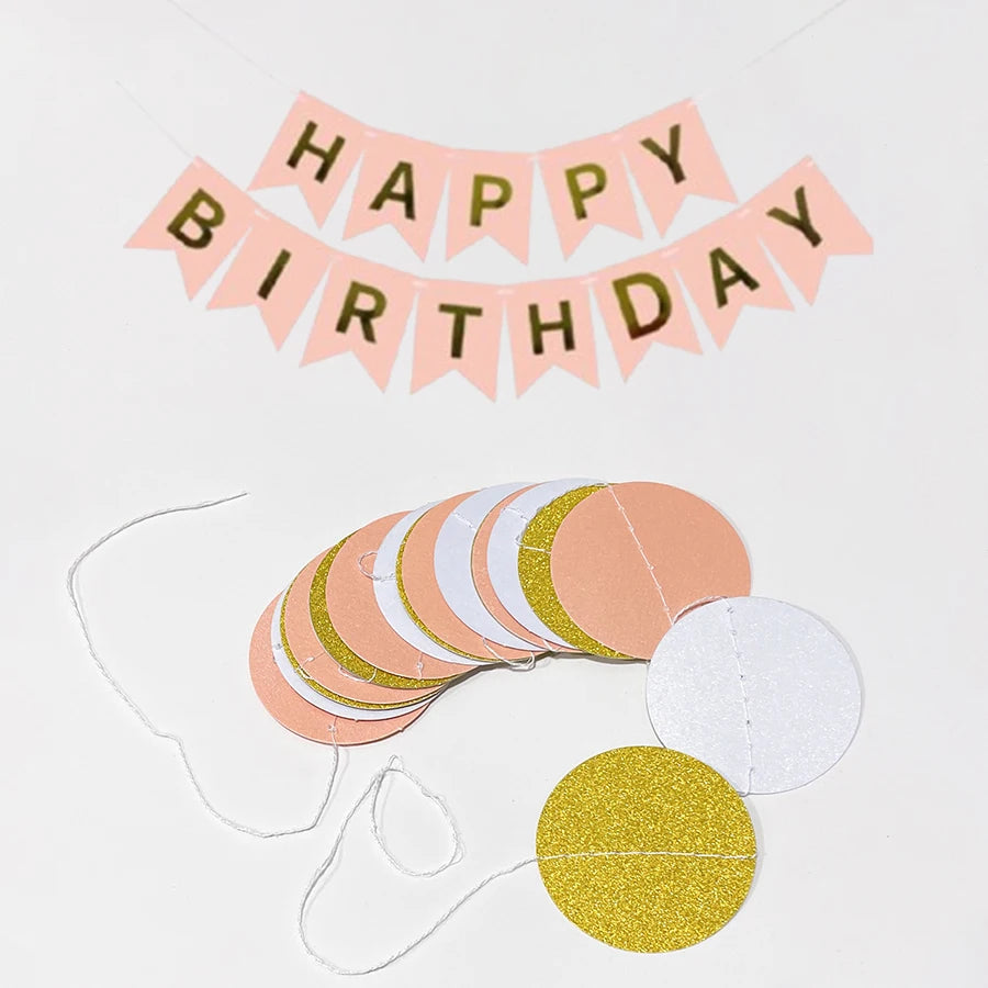décoration anniversaire fille bannière happy birthday guirlande cercles ballons roses dorés fleurs gâteau cupcakes
