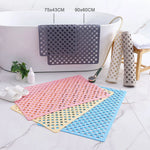 tapis bain antidérapant moderne perforations trou drainage adhésif rose jaune gris bleu beige