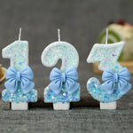 décoration anniversaire bougie chiffre paillettes argentées bleu clair festive tringle métallique simple élégante cute