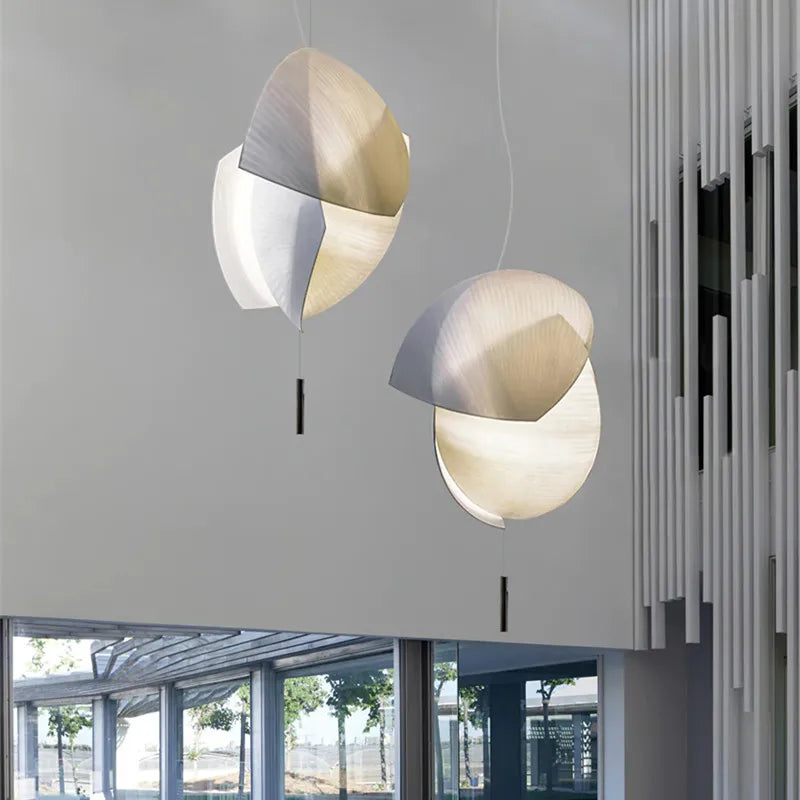 lampe suspendue moderne blanche rayures fines tissu opaque salon chambreôtel pendentif cordon assemblage