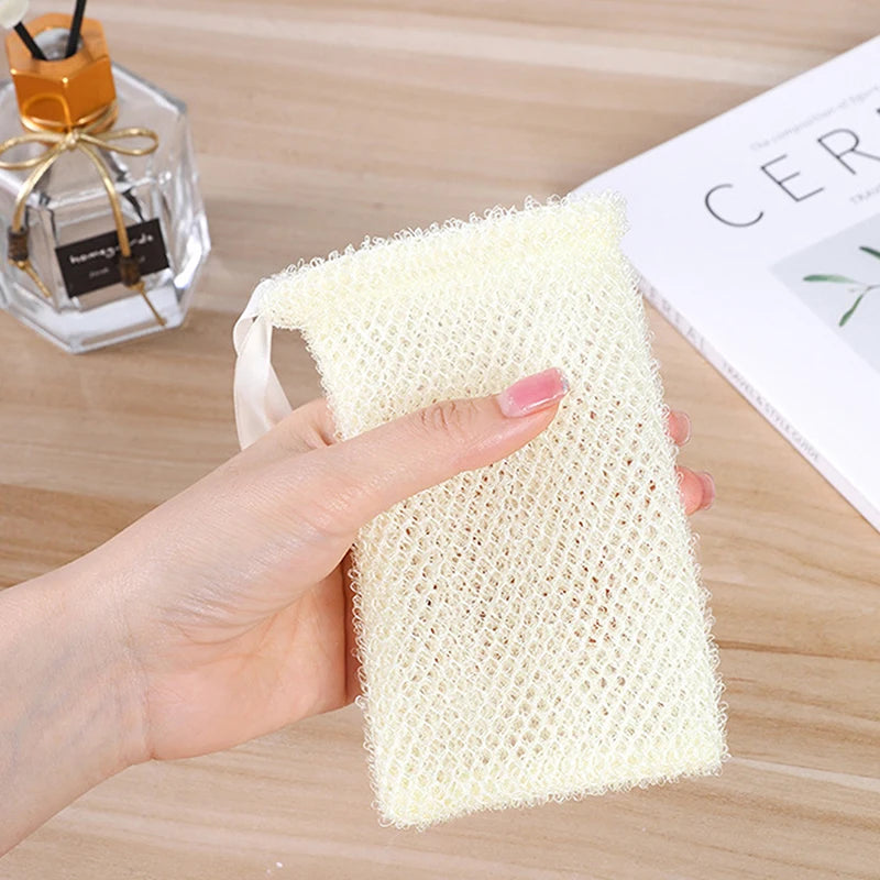 sac savon blanc rose maille fine ruban simple pratique douche