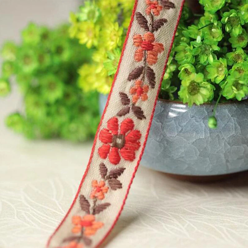 ruban brodé fleurs couleur beige largeur 1.5cm couture decoration naturelle traditionnelle rustic