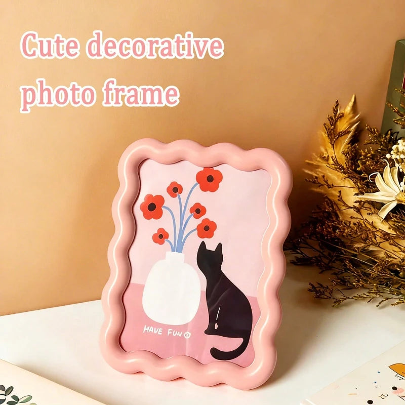 Cadre photo decoratif moderne motifs floraux bord ondules couleur rose jaune vert rouge orange