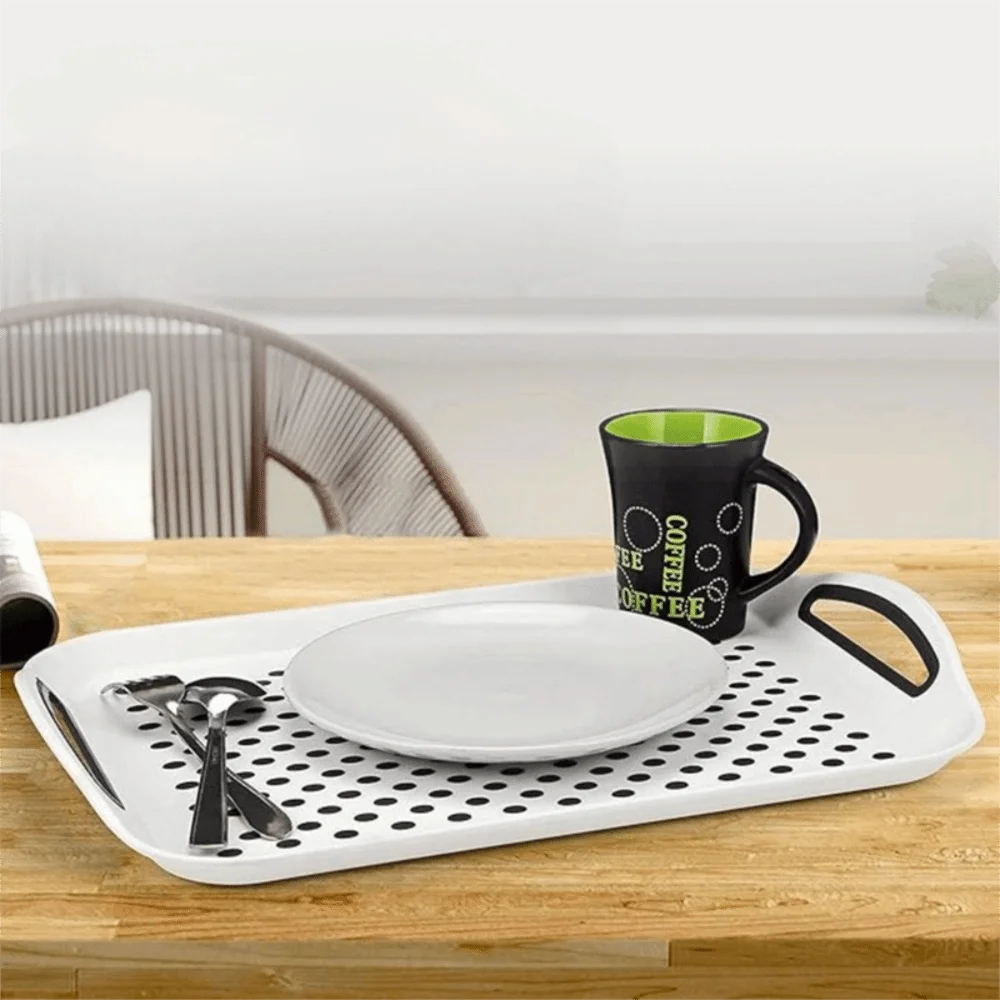 plateau service alimentaire plastique noir blanc gris perforations moderne minimaliste assiettes couverts