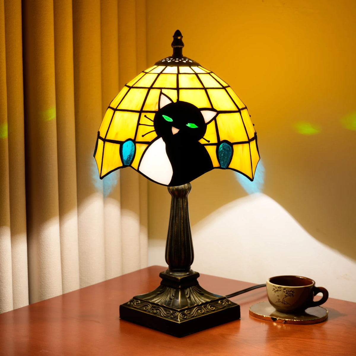 lampe table tiffany vitrail chat noir stained glass fixe base carrée
