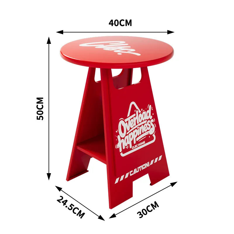 table basse moderne jaune rouge graphismes lettres forme abstraite contemporaine original ludique