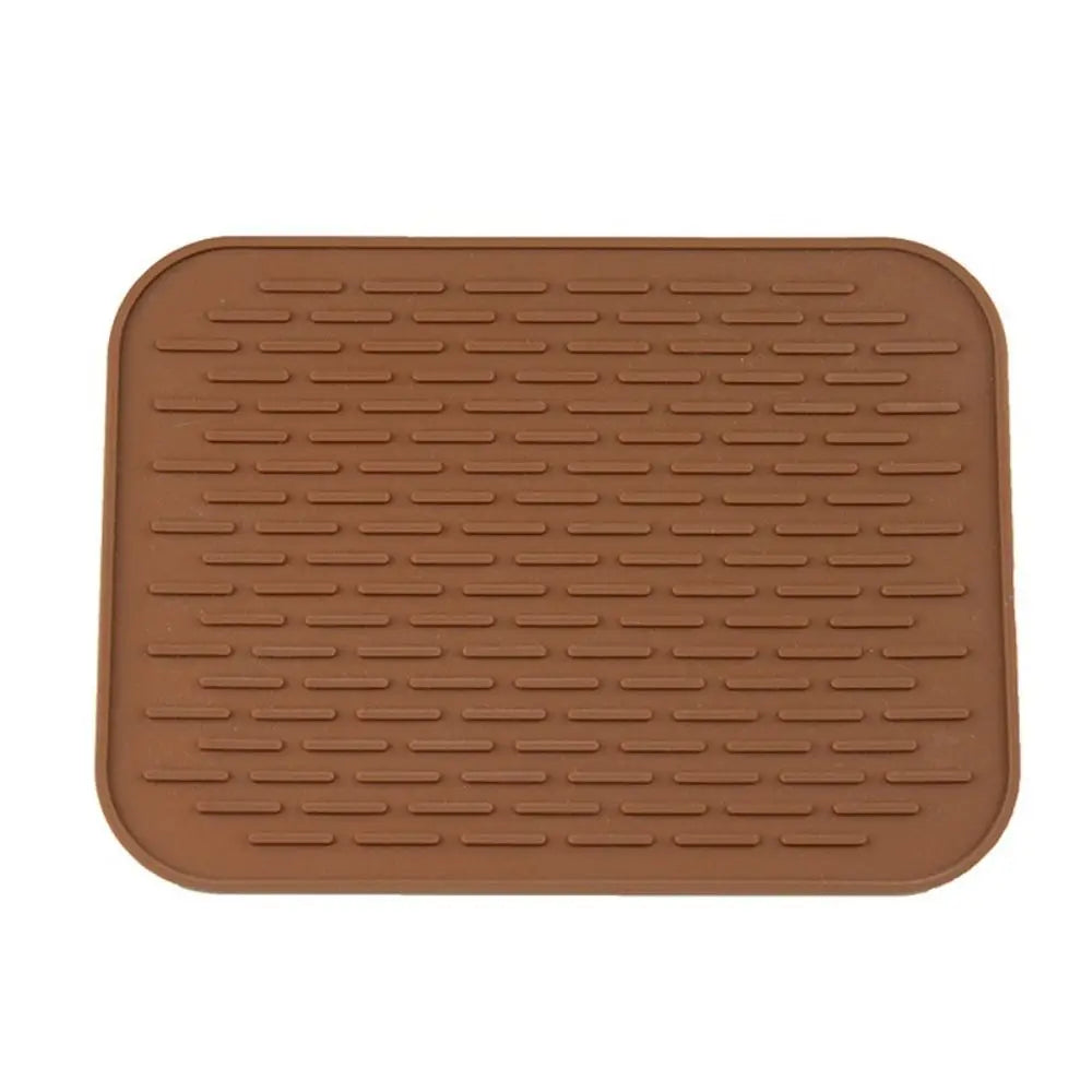 protège plat silicone moderne turquois jaune violet rose vert bleu noir texturé utilitaire cuisine
