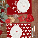 serviettes table rouge coeurs blancs moderne romantique st valentin décoration table mariage