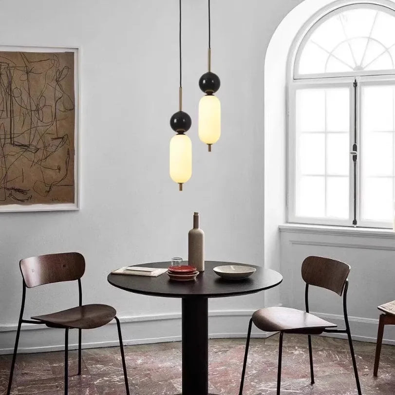 lampe suspendue moderne blanc noir marbre câble facile chambre salonhôtel