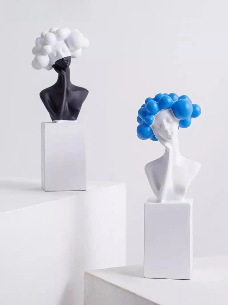 statuette décorative buste féminin noir blanc bleu or moderne minimaliste.surface lisse polie.formes arrondies socle