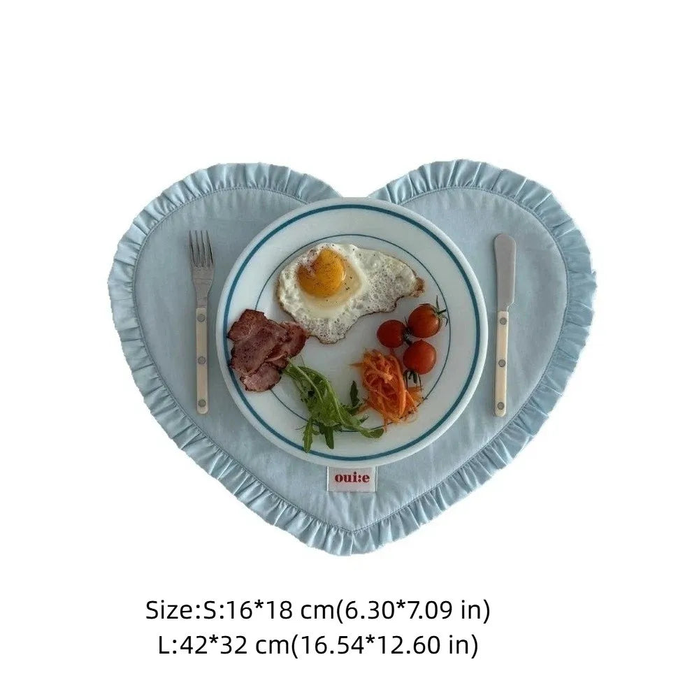 serviettes table classiques carreaux rouge blanc beige bleu clair tissu dentelle opaques respectueux environnement
