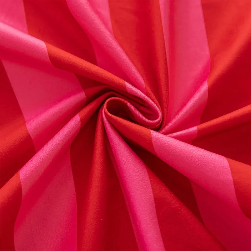 nappe rayée rouge rose moderne anti rayures volants table manger décoration maison festive polyester