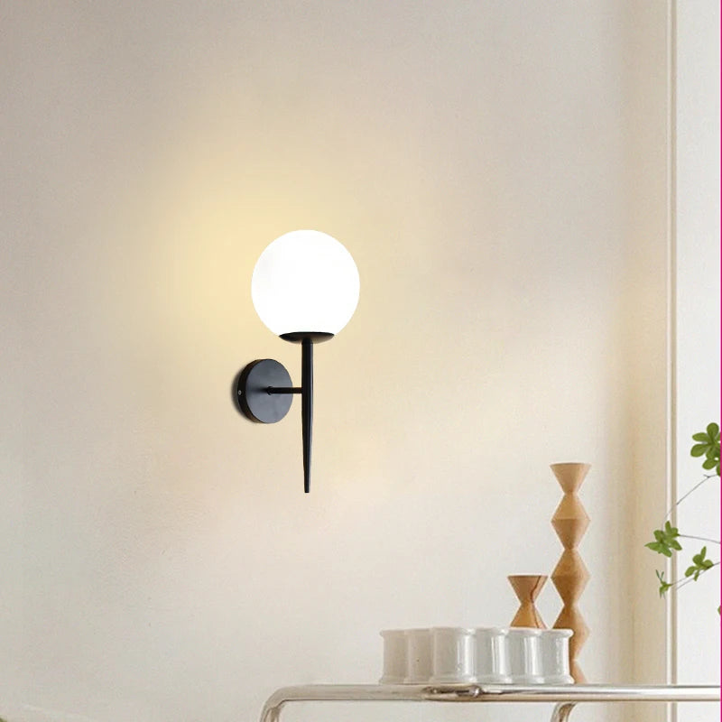 applique murale moderne or brillante boule pvc laiteuse éclairage quotidien entrée chambre minimaliste