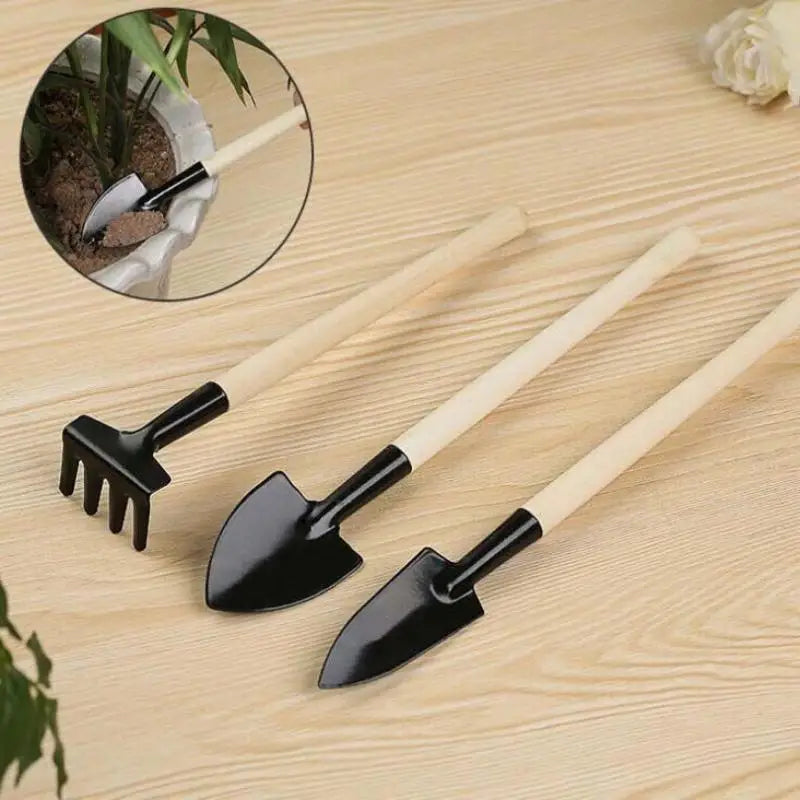 outils jardin miniature pelle grelinette noir bois clair pot fleur cactusintérieur jardinage rustic