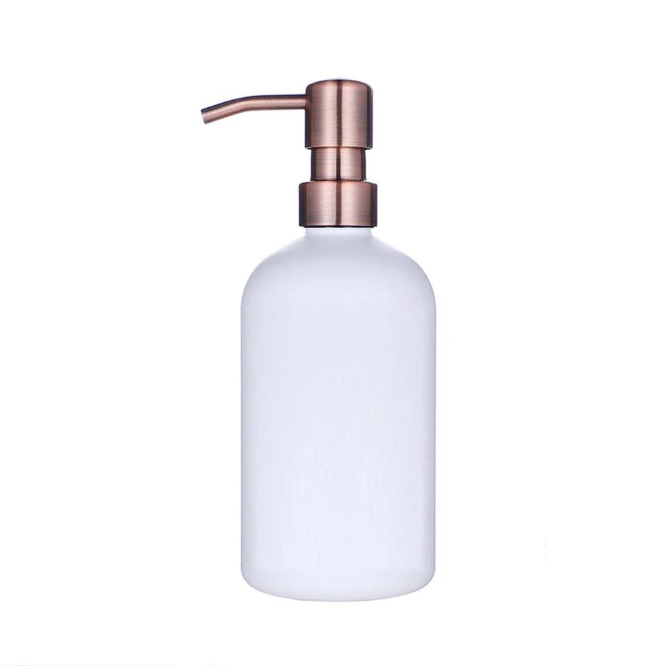 bouteilles shampooing après shampoing gel douche rechargeables transparentes marron noir blanches modernes pompes pression