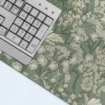 tapis souris vert olive fleurs blanches adhésif antidérapant taille 900x400 mm gaming