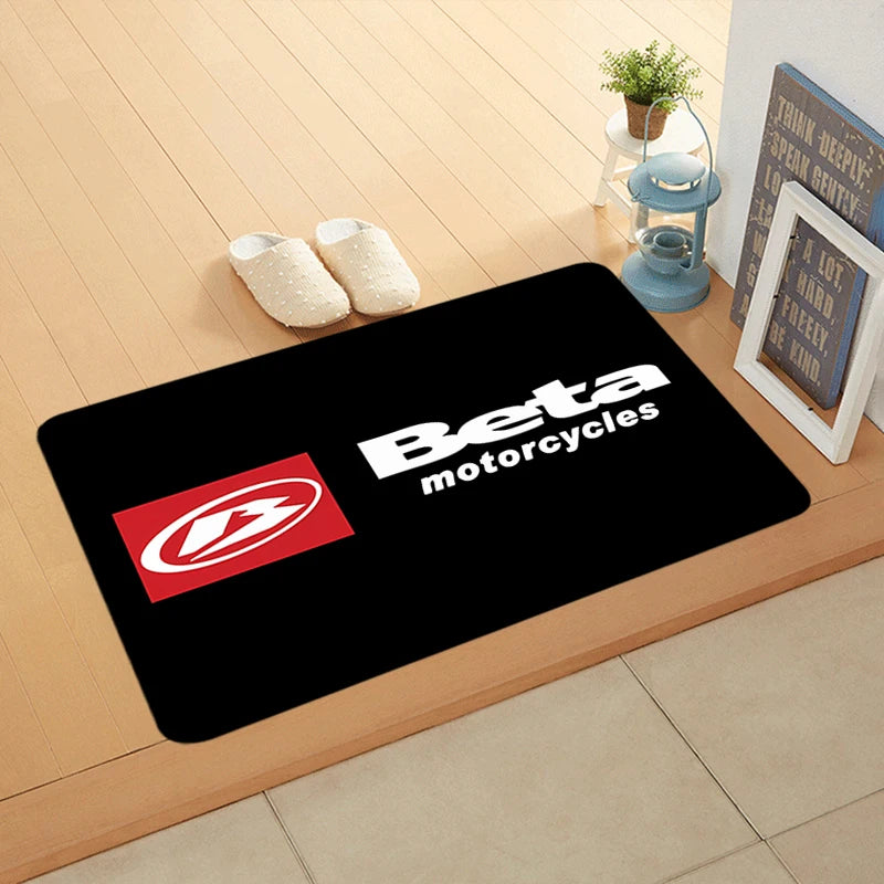 tapis sol noir motif moto beta racing drapeau italien décoration maison moderne antidérapant