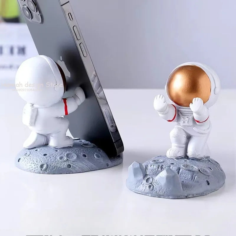 support téléphone portable astronautes décoration résine hand painted blanc gris doré argente