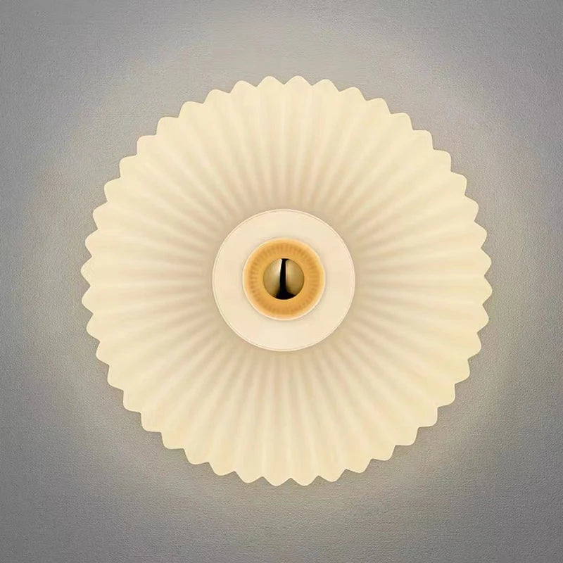 lampe moderne élégante rayures concentriques blanc doré chambre salon entrée