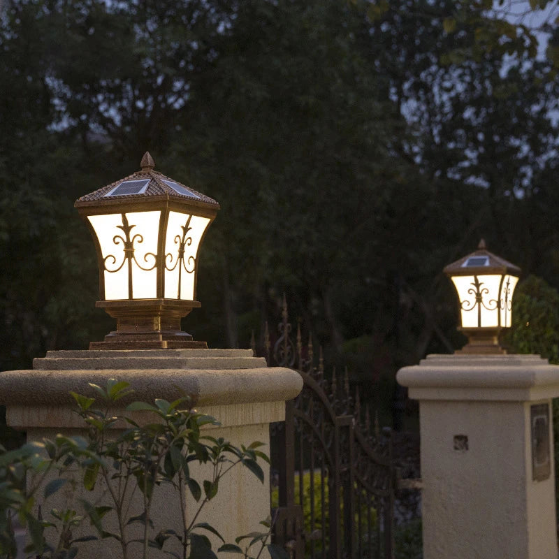 lampe solaire décorative classique dorée ornements floraux télécommande ip65 éclairage extérieur jardin aluminium