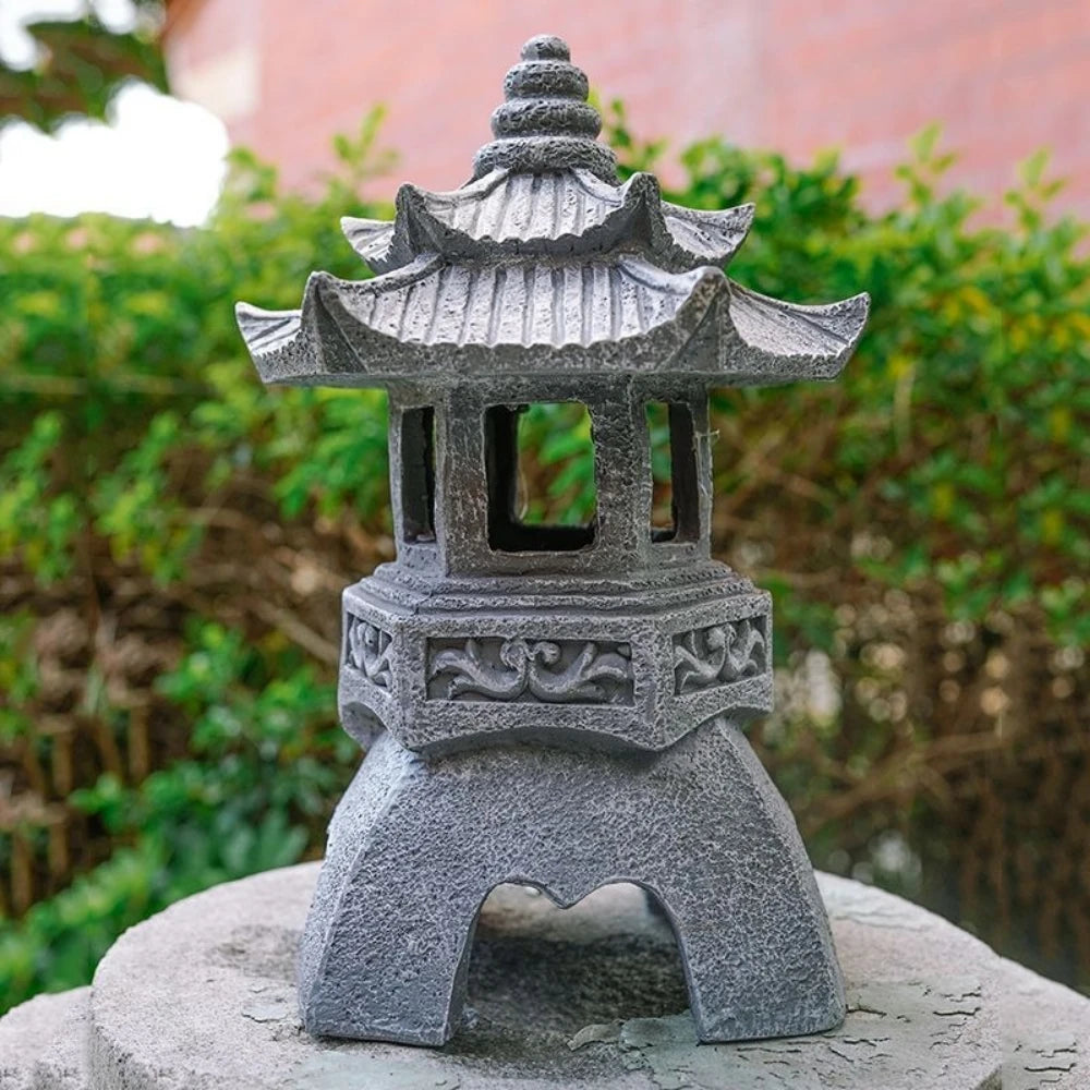 lanternes solaires décoratives japonais traditionnel gris foncé lumiere orangée aspect pierreux zen retro