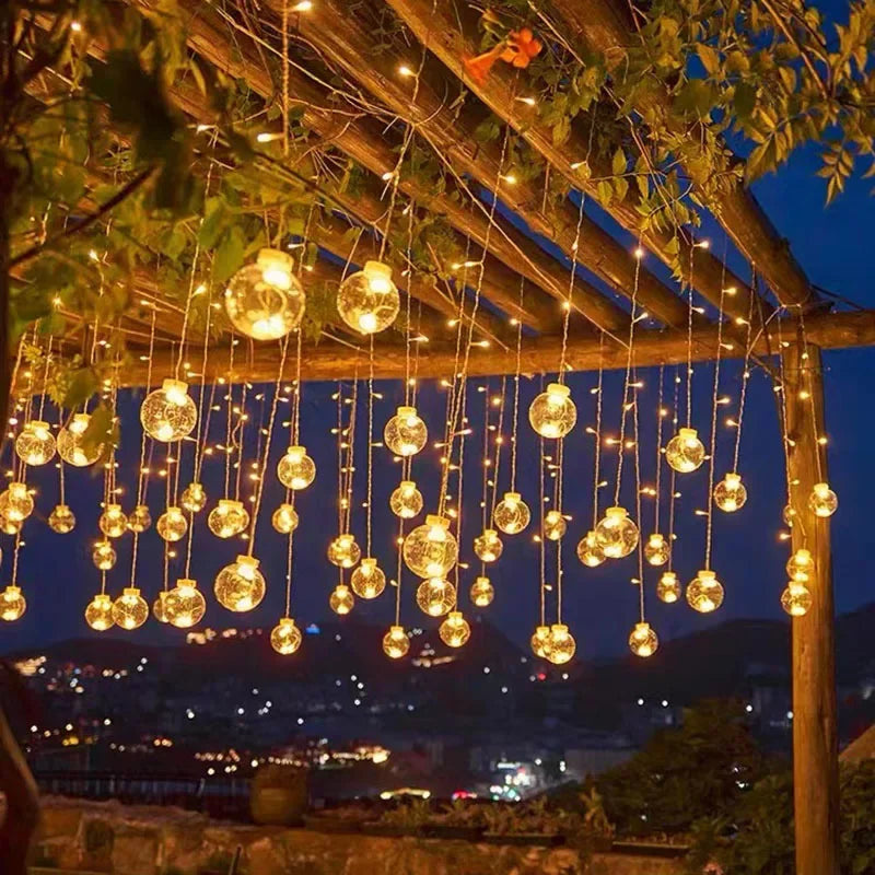 guirlande lumineuse solaire transparente boules dorées clips modernes décoration extérieure noël jardin festive