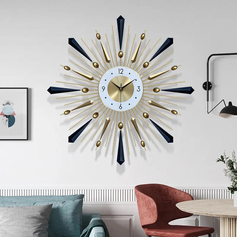 Horloge murale design noir sur mur blanc
