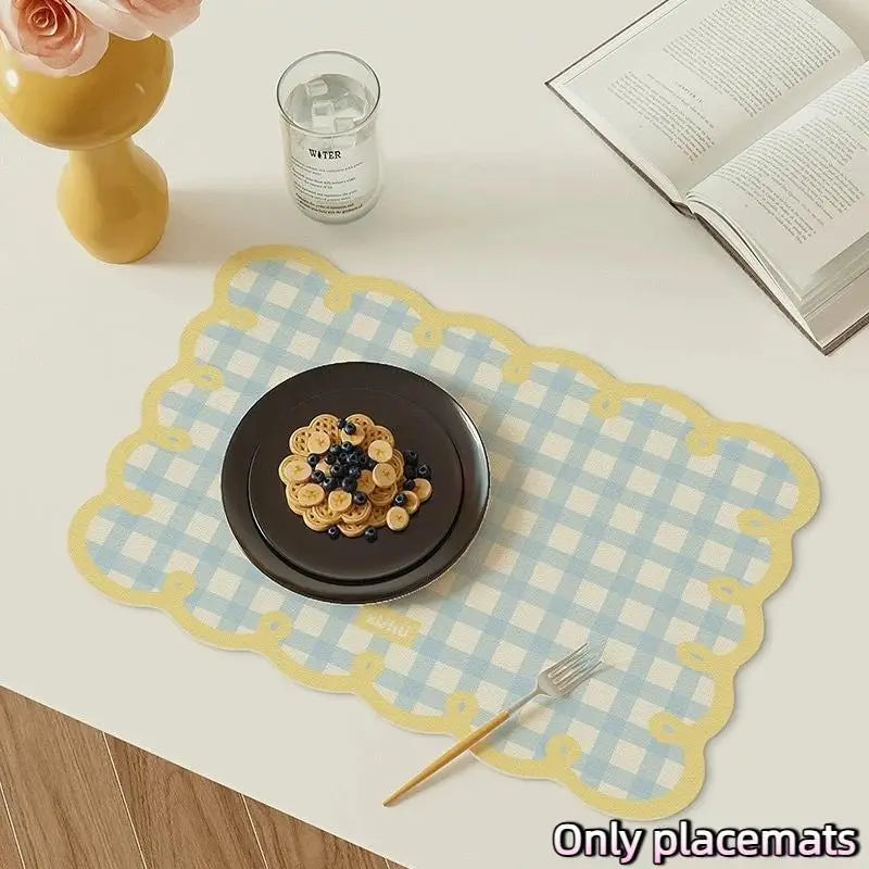 tapis table moderne carreaux bleu clair blanc jaune motif géométrique imperméable décoratif