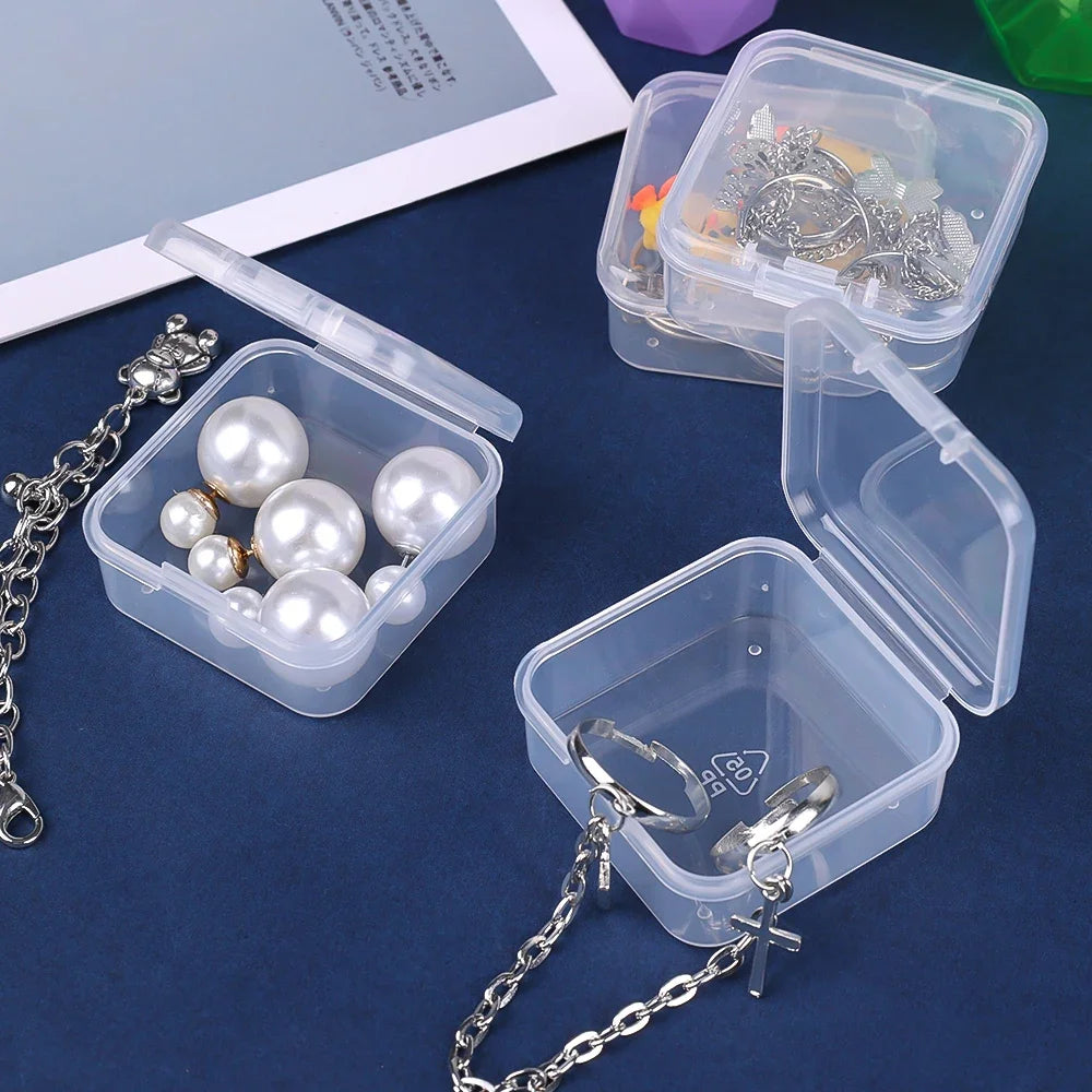 boîtes rangement transparentes plastique bijoux éponges rubans petits objets organisation pratique compact