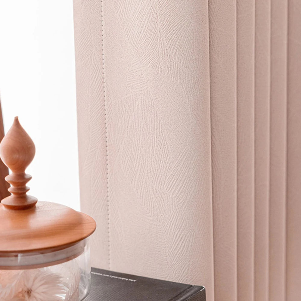 rideau moderne rose pâle opaque texture rugueuse occultant lumière complète salon chambre fenêtre