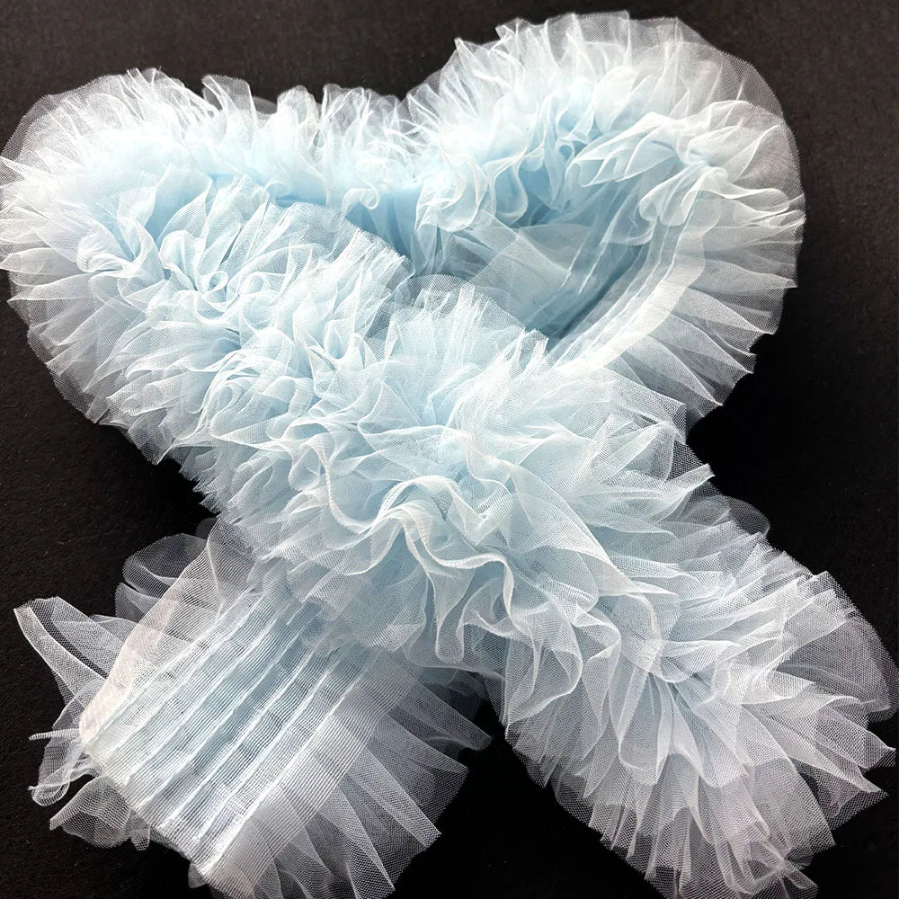 ruban tulle plissé rose clair blanc rouge bleu clair noir décoratif festif résistant clips