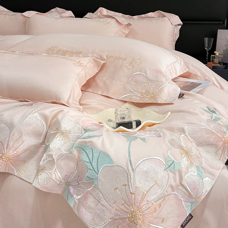 Parure de lit brodée fleurs papillons coton rose