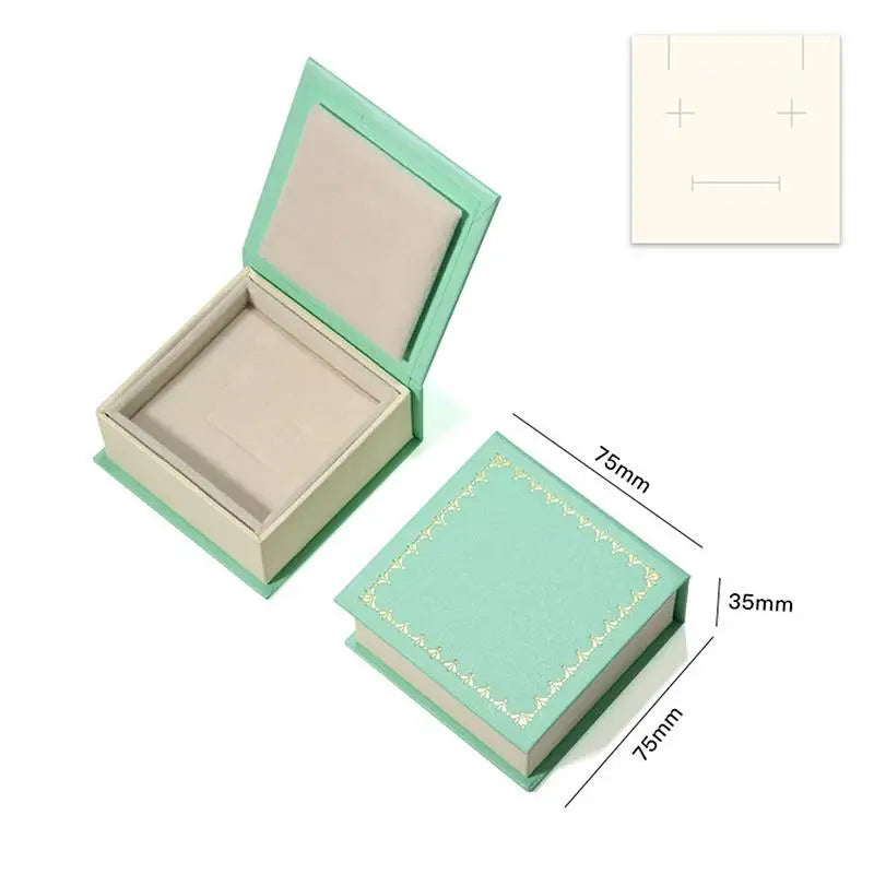boîtes bijoux classiques bordure dorée motifs floraux opaques vert clair rose pâle jaune clair