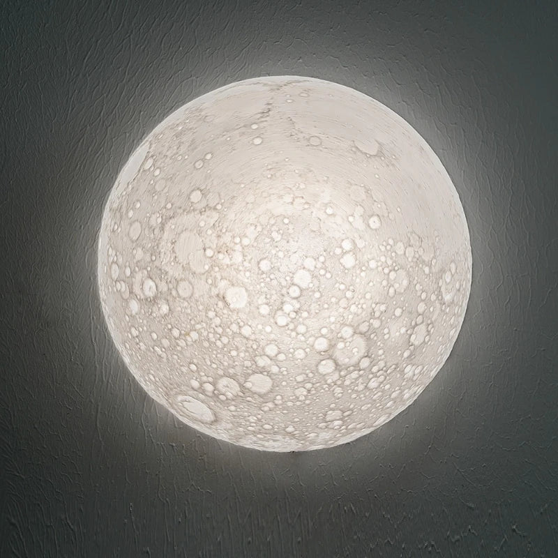 Décoration intérieure avec plafonnier lunaire LED
