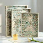 plateau moderne décoratif poignées couleur bleu clair vert beige feuilles saule mosaïque transparent opacité