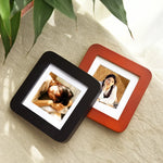 cadres photo miniatures bois opaques minimaliste couleurs noir blanc marron illustrations portraits