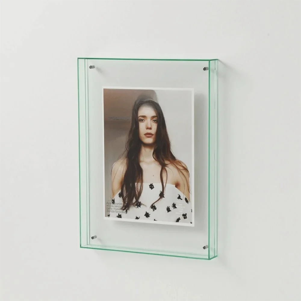 cadre photo mural moderne transparent jaune orange gris vert bleu rose suspension vis fixe