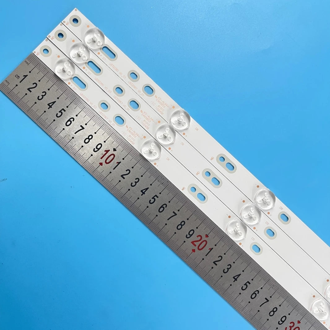 barre lumineuse led blanc jaune perforée diodes modernes technologie flux lumineux alu