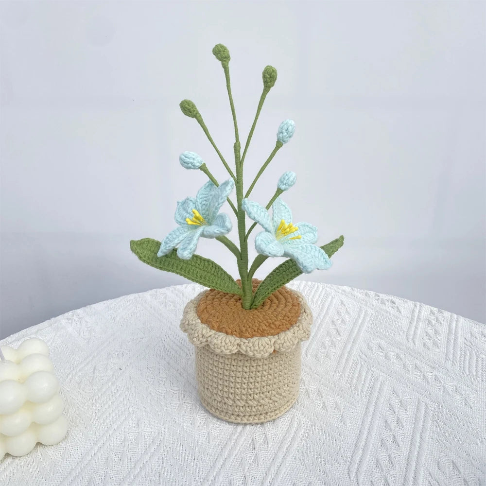 fleurs artificielles tricotées violettes bleues rouges jaunes pot intérieur décoration maison artisanal