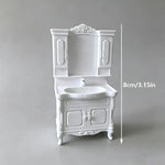 salle bain miniature 12 blanc noir vintage meuble lavabo armoire miroir ornementé accessoires poupée